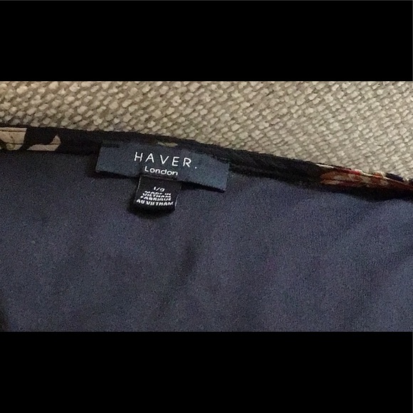 HAVER London floral print smocked waist top, black background, size large - Picture 11 of 11